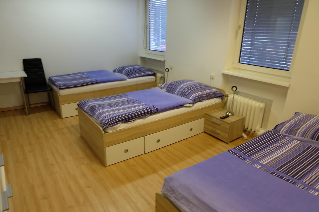 Montagehotel Bed & Steel Лінц Екстер'єр фото